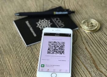 Crypto Wallets Move Beyond Trading to Become Primary Interface for Everyday Finance